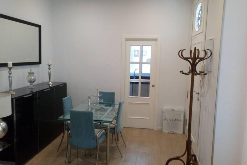 Apto Patio Andaluz. Maximo Confort Y Limpieza カディス エクステリア 写真